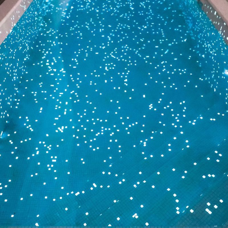 Svjetleći mozaik u noćnom ambijentu - vizualni efekt luksuza - Best Floors projekt